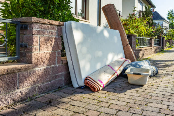 Household Junk Removal in Lakeside, CA